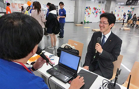 石坂わたるの活動:四季祭の会場にてミニFMに参加をさせていただきました。